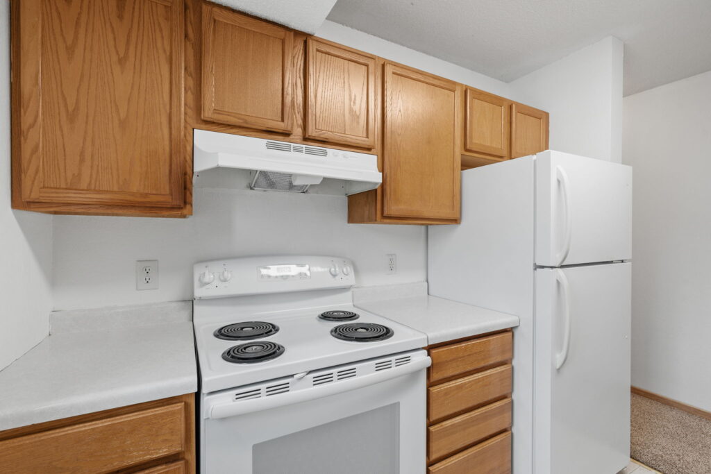 10-web-or-mls-1054 8th Ave-10