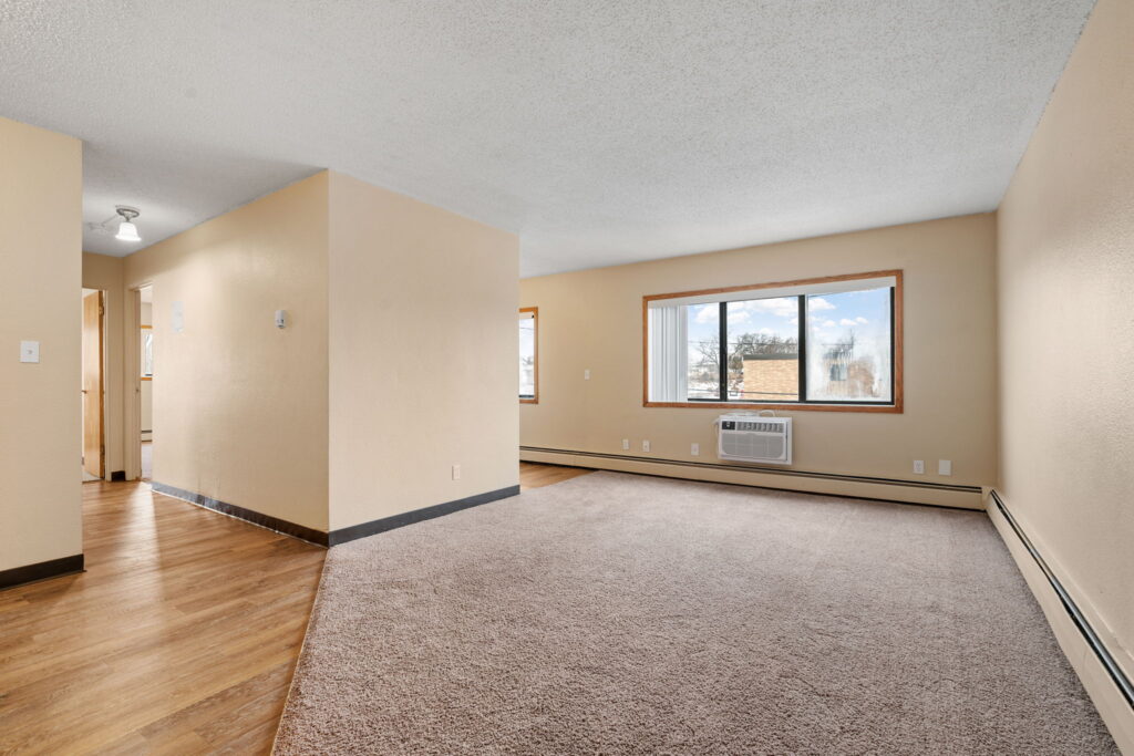 23-web-or-mls-1054 8th Ave-23