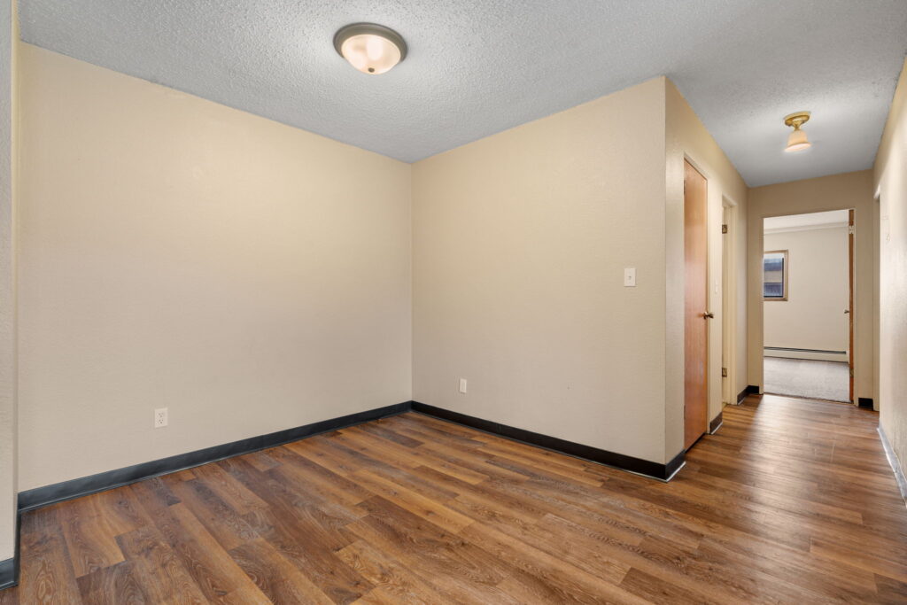 26-web-or-mls-1054 8th Ave-26